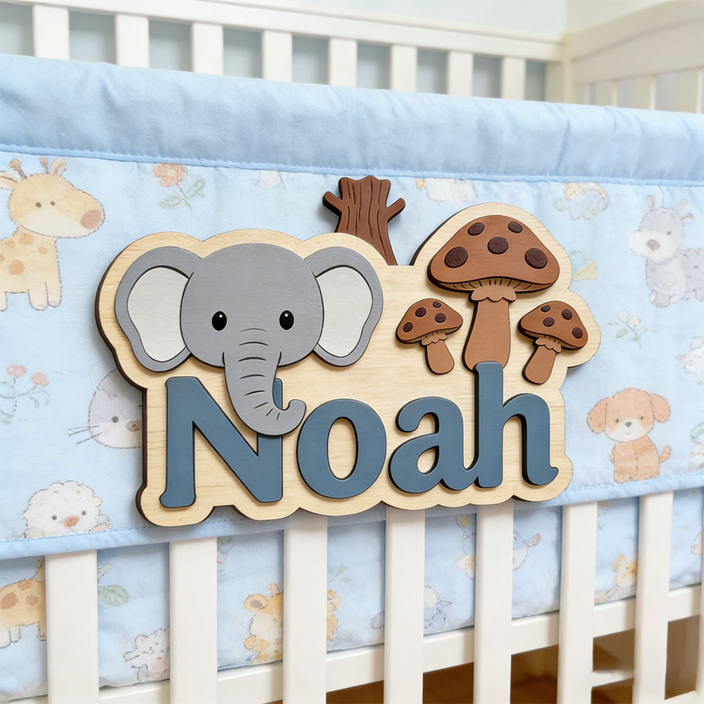 Baby Nursery Elephant Theme - カスタマイズ可能な漫画風の象とキノコの名前入りプレート、男の子と女の子のためのパーソナライズされた木製ドアサイン、森をテーマにした保育園の装飾