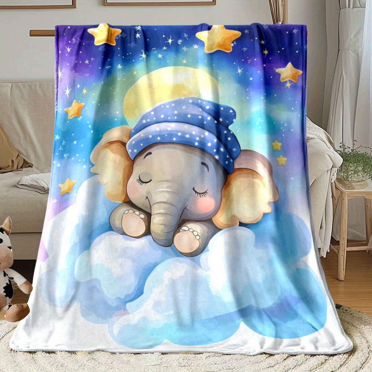 Baby Nursery Elephant Theme - 眠っている赤ちゃん象、雲、星、夜空、フリースブランケット、かわいい動物、ソフトスロー、子供用、保育園寝具、夢のようなブルーテーマ