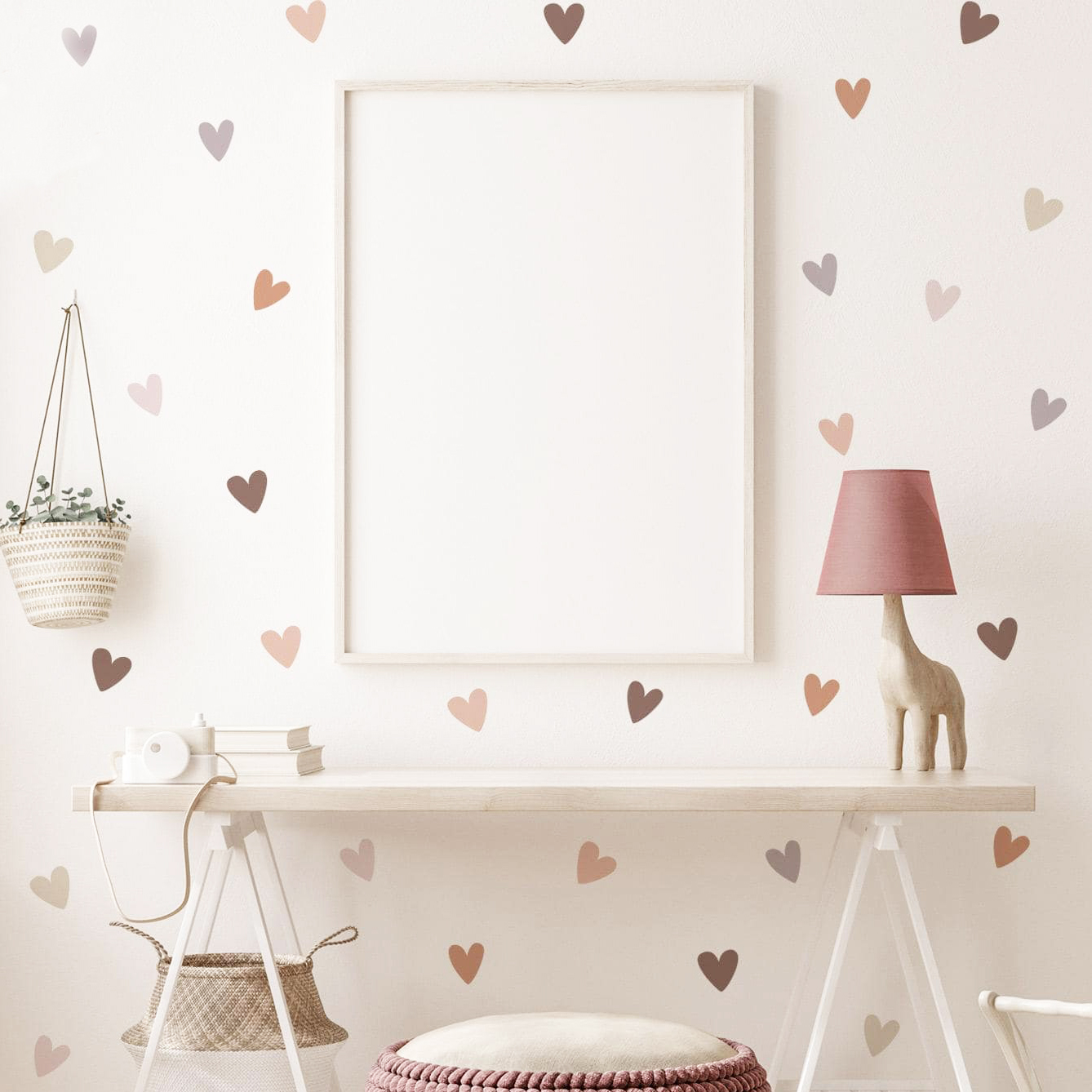 モランディカラーの散りばめられたハートのウォールステッカー  - Baby Nursery Vinyl Wall Stickers のレビューと価格