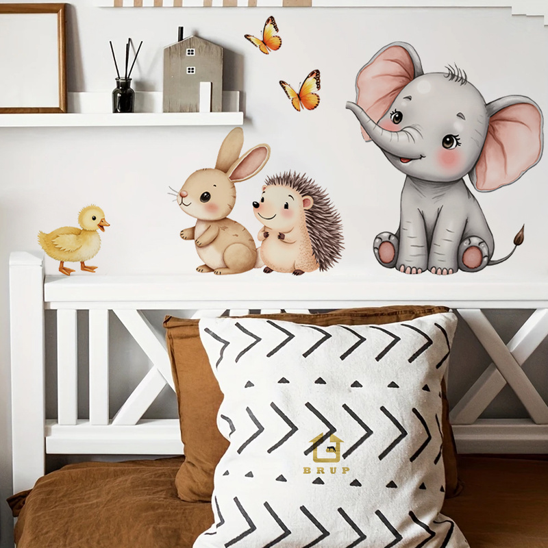 漫画の動物の壁ステッカー - 象バニーハリネズミ保育園デカー - Baby Nursery Wall Decals のレビューと価格