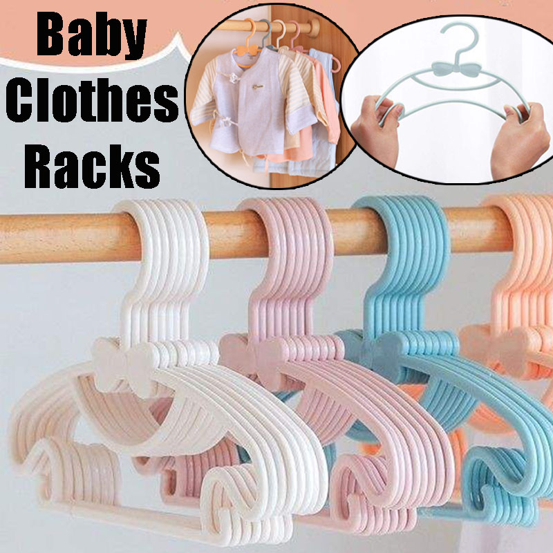 ベビーハンガー プラスチック製 子供服収納ハンガー 保育園用 - Baby Nursery Uniform のレビューと価格